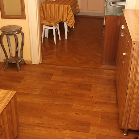 Ugodessa Apartment *