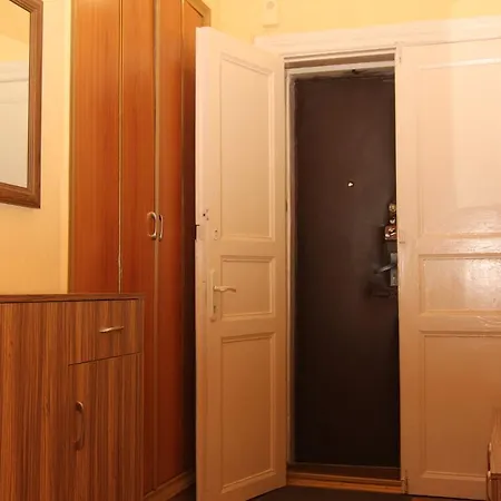 Apartment Ugodessa