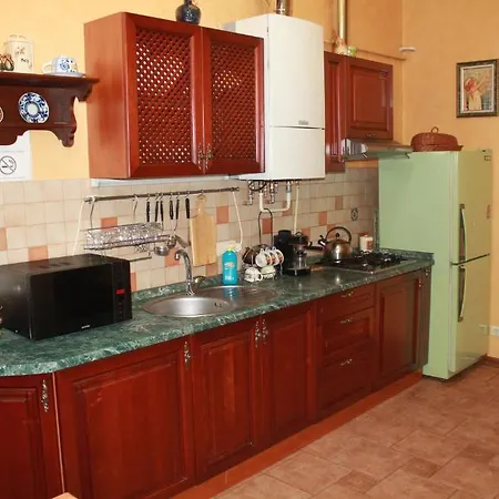 Ugodessa Apartment *