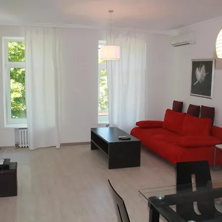 Ugodessa Apartment