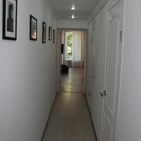 Ugodessa Apartment *
